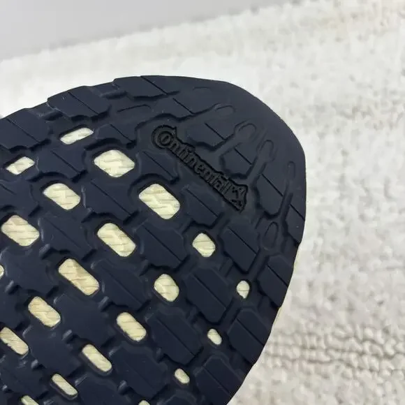 Adidas Womens Ultraboost 20 Parley Sz 9 Beige Pink Running Shoe Sneaker FW5667 - Picture 11 of 12